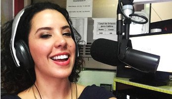 Locutora guatemalteca Beatriz D