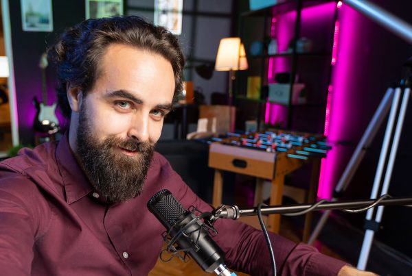 locutor para documentales