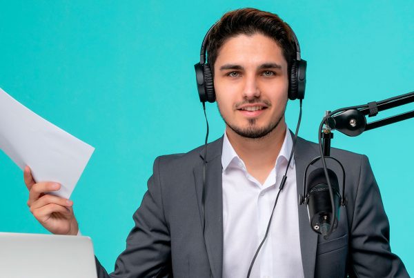 locutor para narraciones